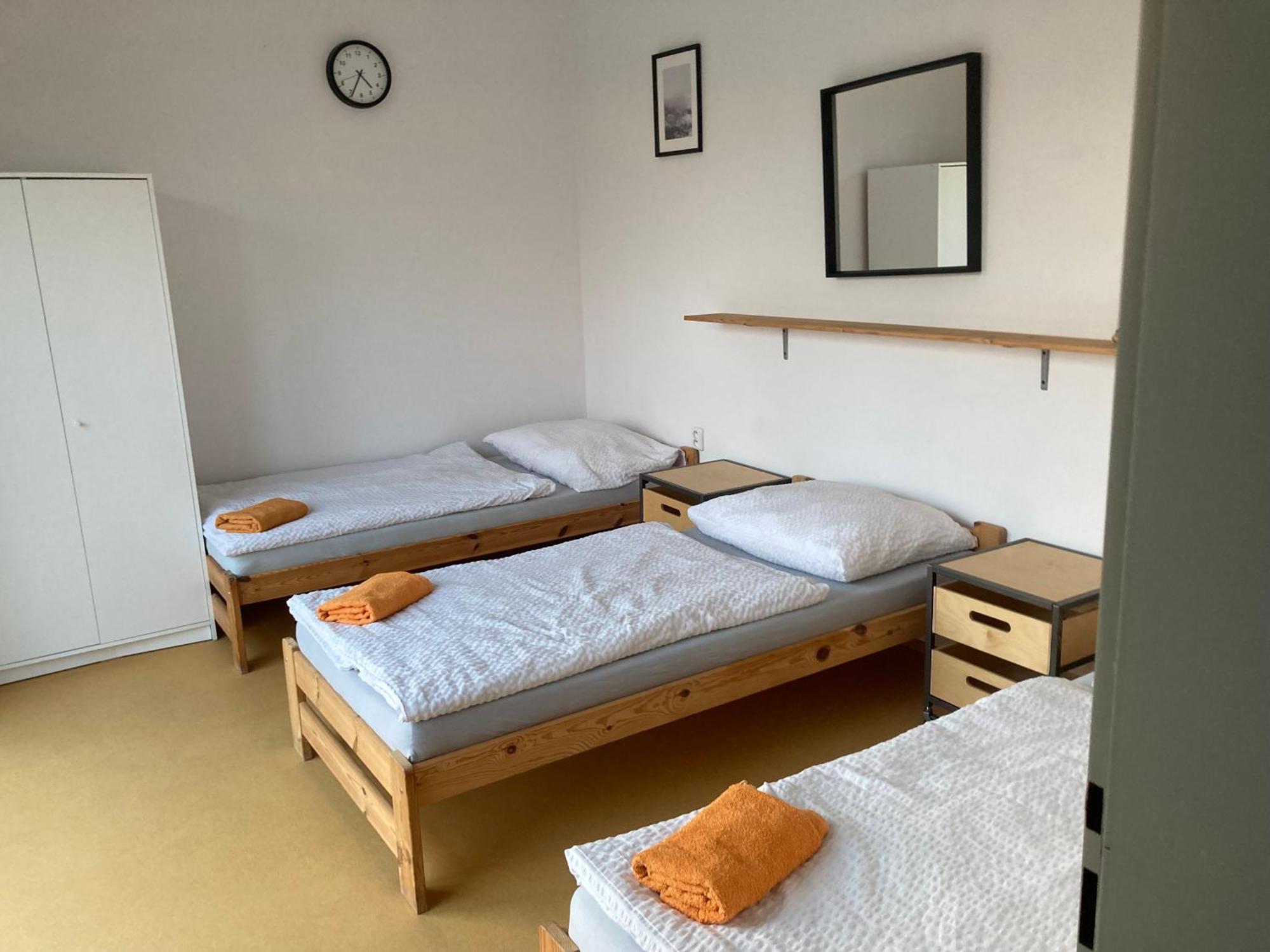Ferienwohnung Kuk Racice Exterior foto